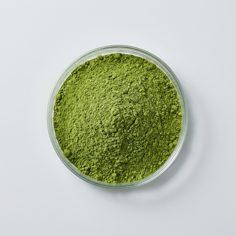 Green superfood powder – studio reference image